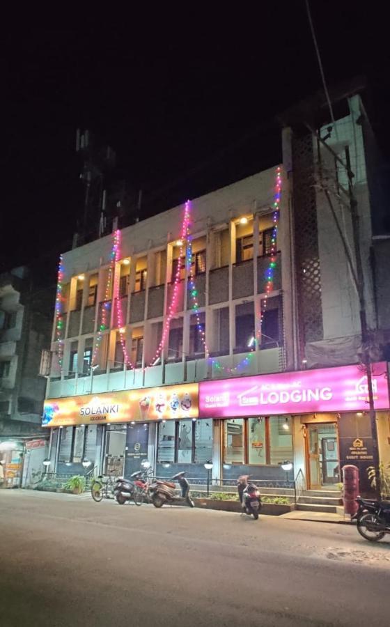 Solanki Guest House Kolhapur Exterior foto